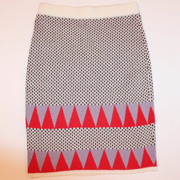 English Factory Geometric Slimfit Knit Skirt sz S - Picture 4 of 7